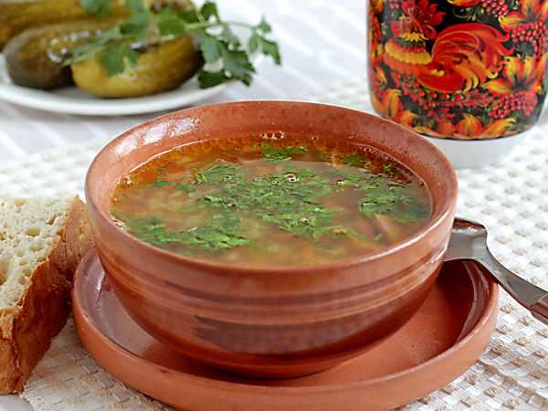 Чечевичный суп с копченостями (ребрышками)